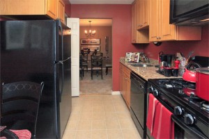 Spacious-Kitchen-apartments-near-Laurel-MD-Tall-Oaks