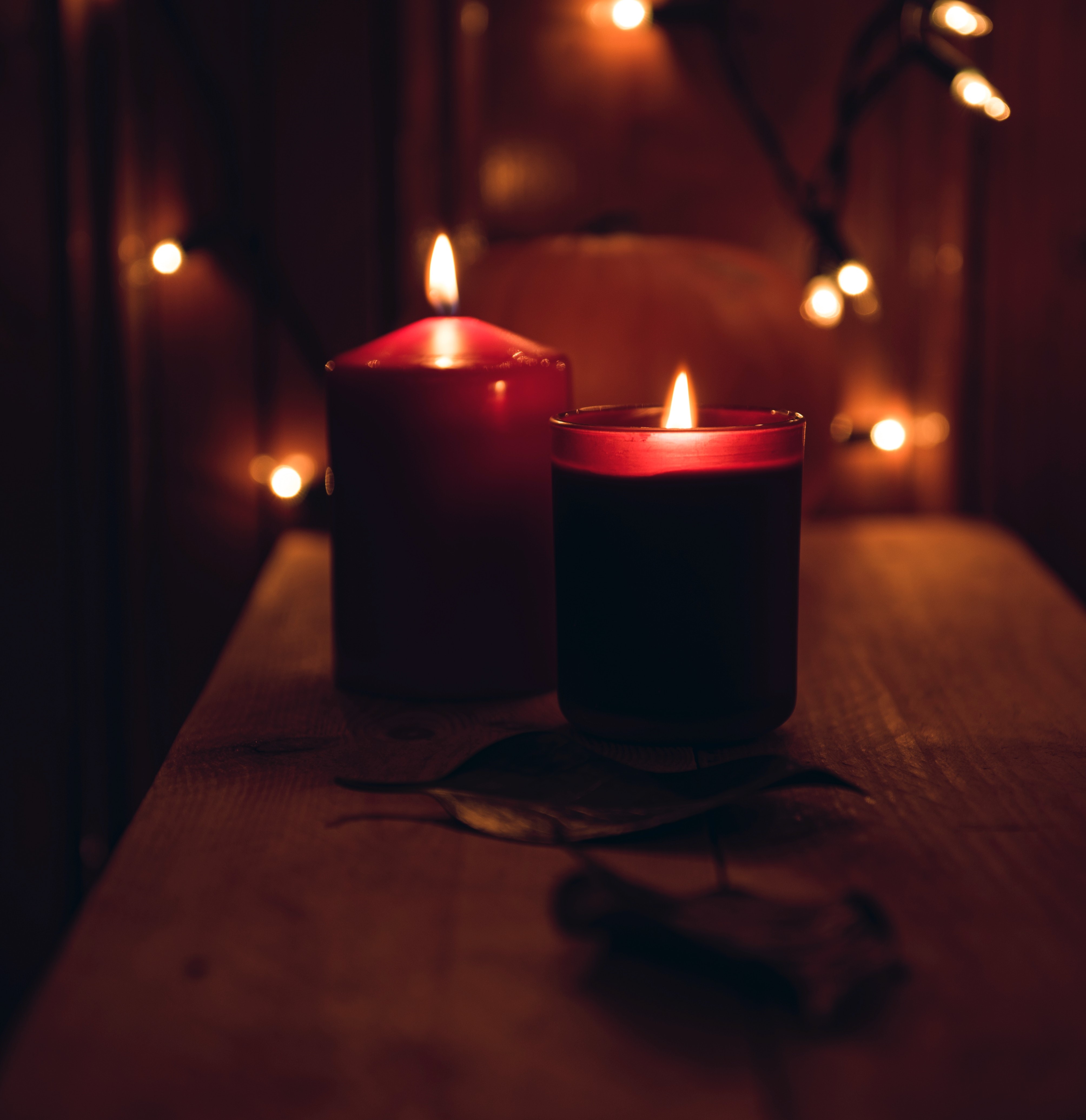 fallapartmentdecorcandles Hirschfeld