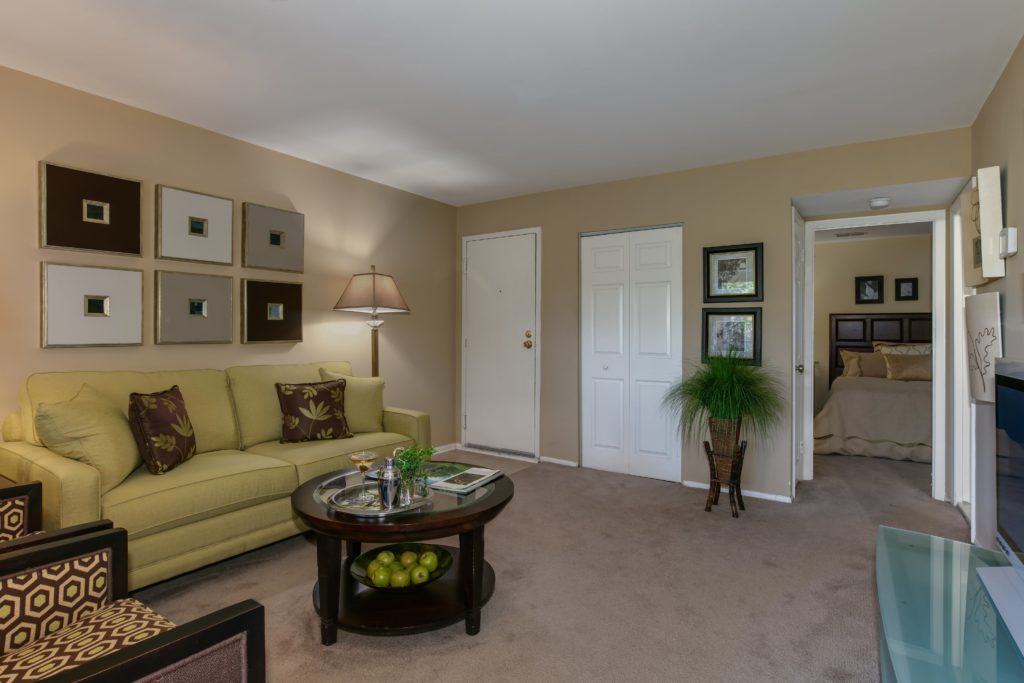 eagles walk apartment home living space in white marsh maryland