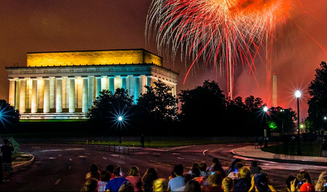 fourth of july washington dc firework at the national mall